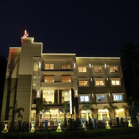 Hotel Sky Paradise Iritti Buitenkant foto
