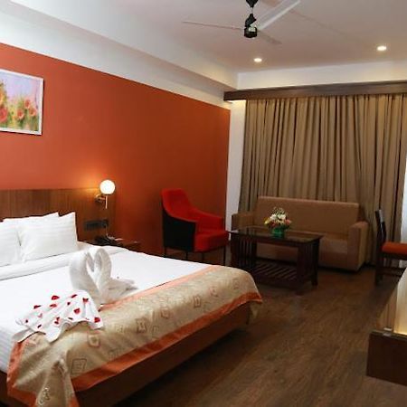 Hotel Sky Paradise Iritti Buitenkant foto